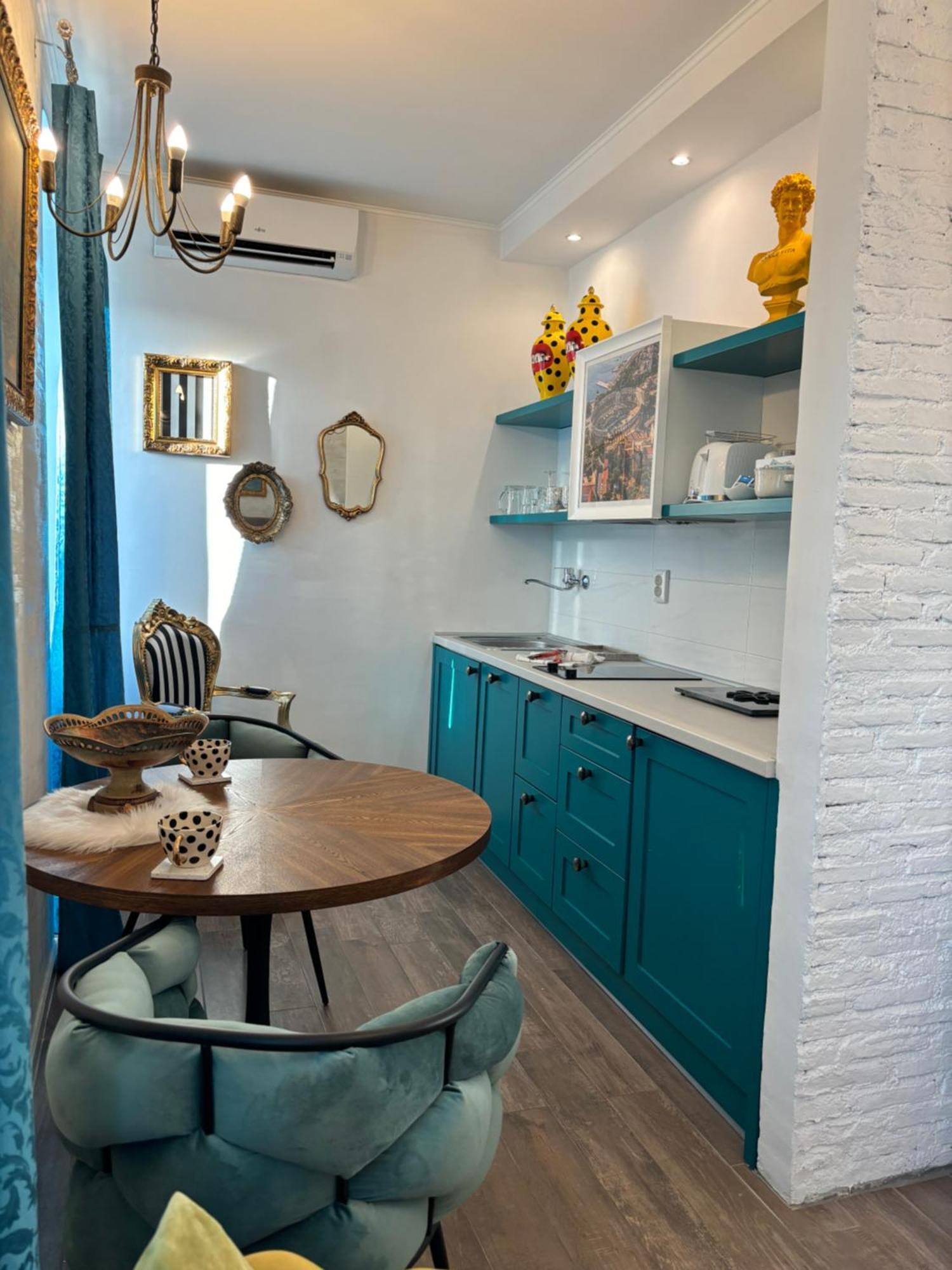 La Dolce Vita Luxury Apartments With Best Free Private Parking In City Center Pula Exterior photo